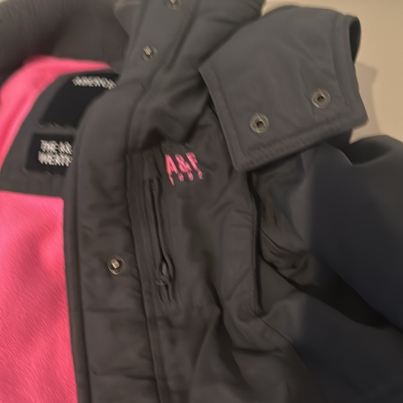 Abercrombie and fitch all season weather warrior - Picture 5 of 7